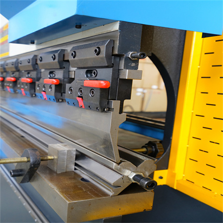 معدات كبيرة CNC الهيدروليكية الانحناء آلة طي الصفائح المعدنية الصحافة الفرامل