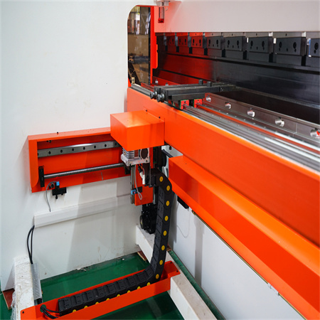 تقدم التكنولوجيا الهيدروليكية المهنية CNC الصحافة الفرامل 8 محور مع تكوين عالية