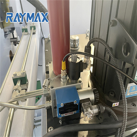 CNC Tandem Press Brake / DA52 CNC Controller للضغط على الفرامل