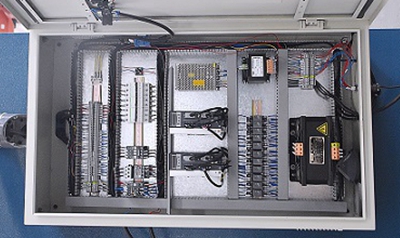 آلات ثني المعادن باستخدام الحاسب الآلي 100t ، 3200 مم آلة ثني الألواح باستخدام الحاسب الآلي مع E21
