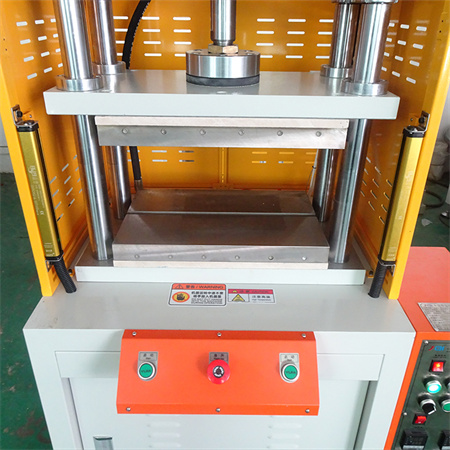 آلة ضغط طن 500/600/800 طن آلة ضغط الخشب الرقائقي الساخن لصنع خط إنتاج الخشب الرقائقي